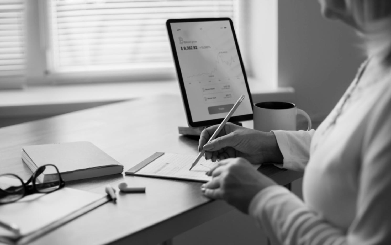 Finanzanalyse und Bewertungsmethoden für Unternehmenskäufe